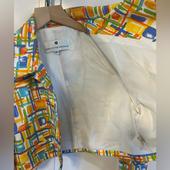 Saks Fifth Avenue cropped jacket with a multi-colored abstract print - Picture 8 of 10
